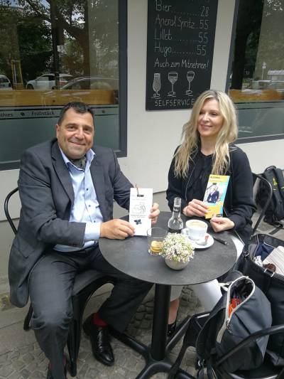 Manuel Sandfvo, Kandidat fr Bezirksverordnetenversammlung und Aldona Niemczyk, Kandidatin fr das Abgeordnetenhaus